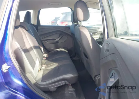 2016 Ford Escape S z USA, uszkodzony, nr VIN 1FMCU0F7XGUA60095